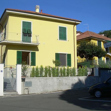La Casa Delle Rose Room With Air Conditioning Специя Екстериор снимка